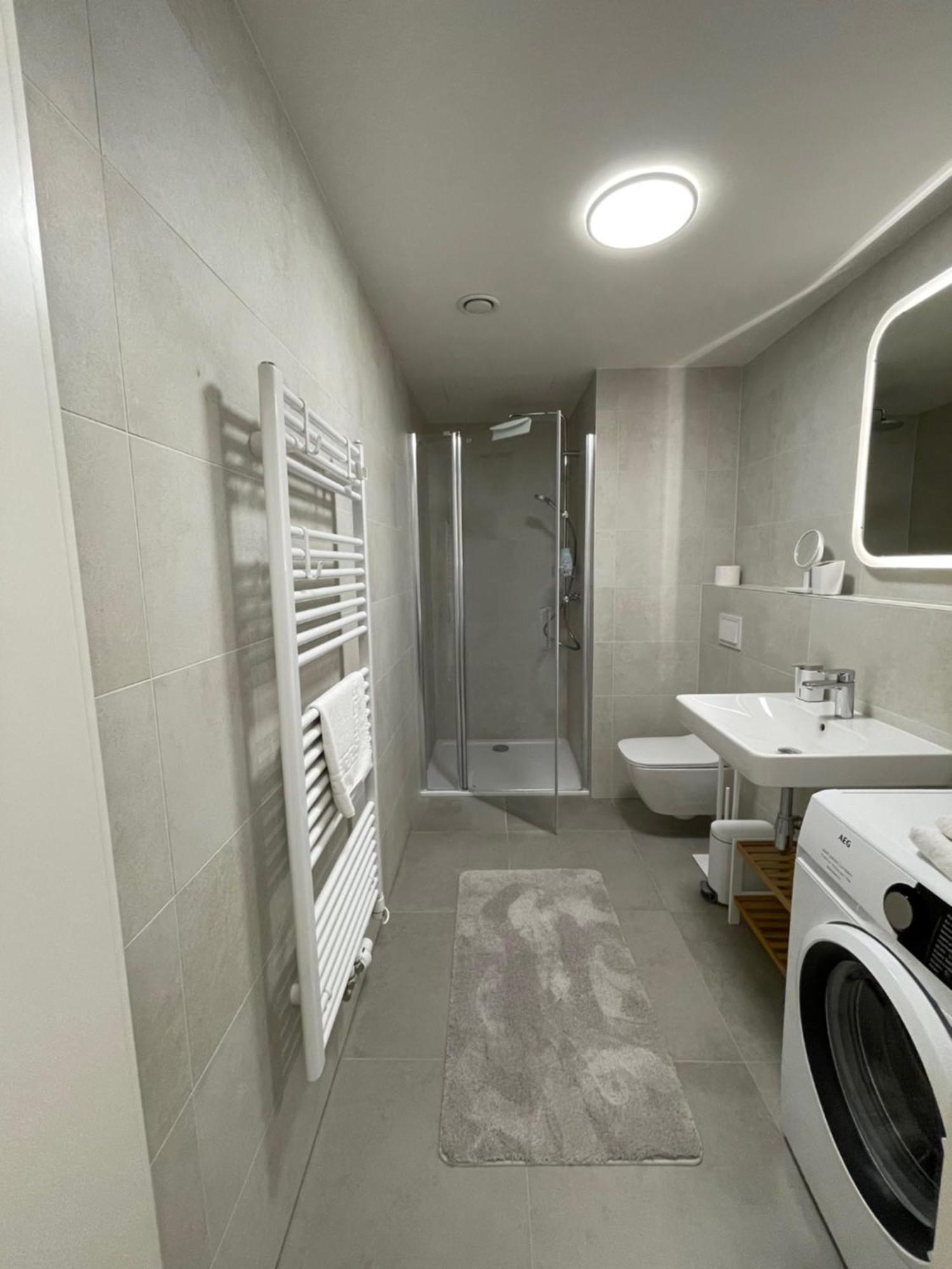 H52 Apartments Брно Экстерьер фото
