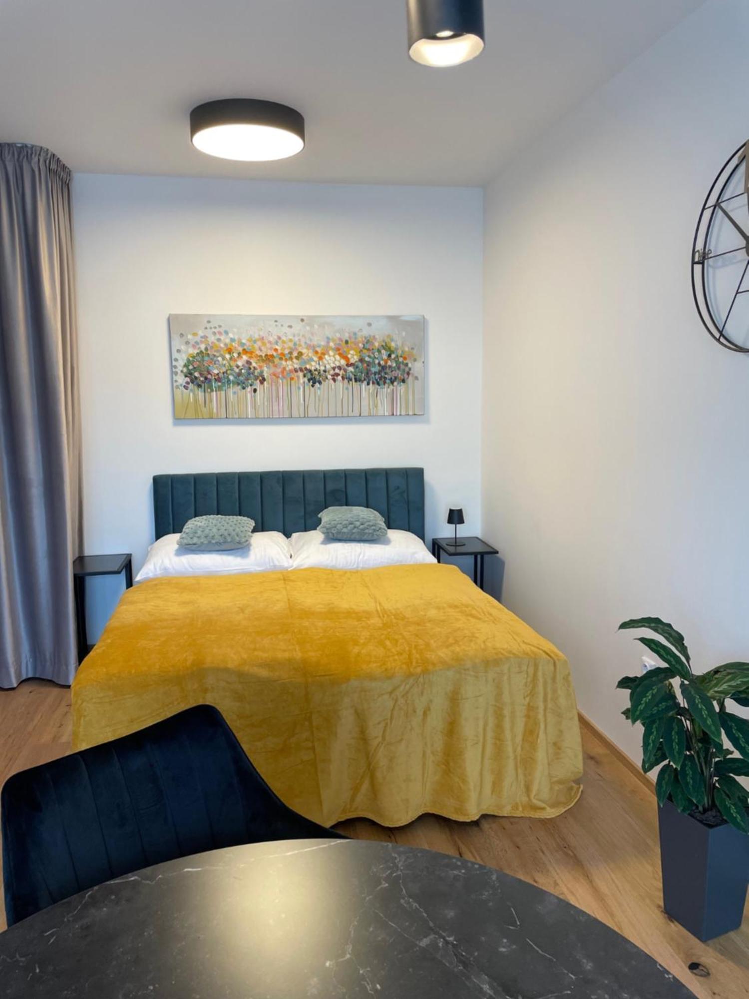 H52 Apartments Брно Экстерьер фото