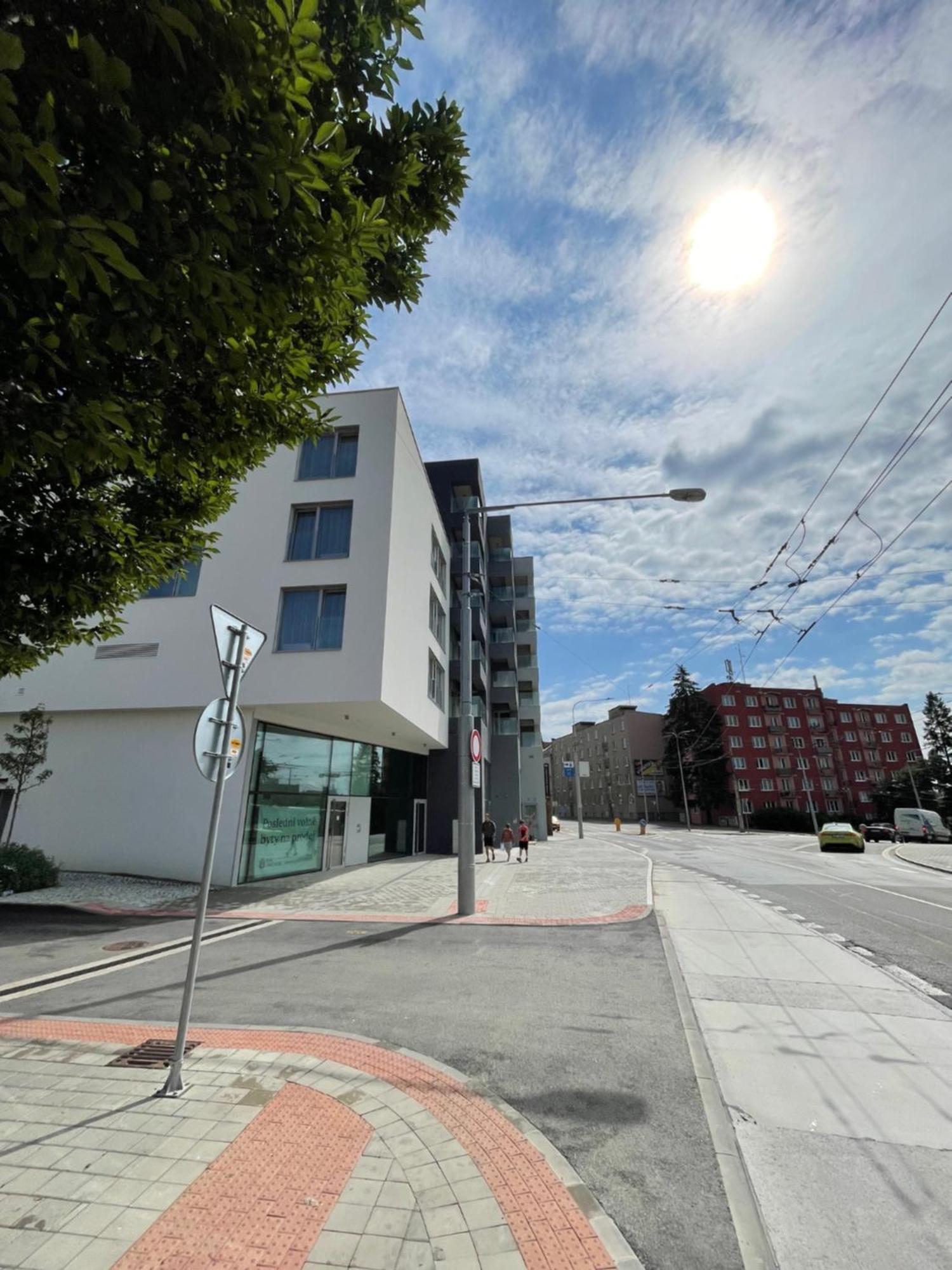 H52 Apartments Брно Экстерьер фото