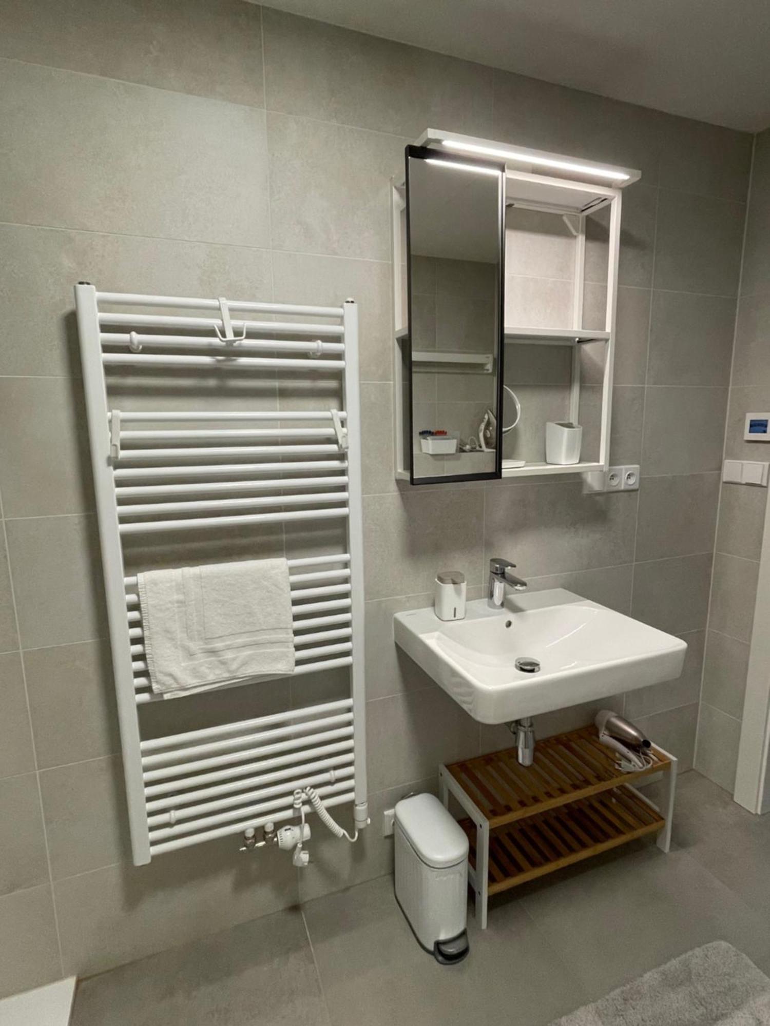 H52 Apartments Брно Экстерьер фото